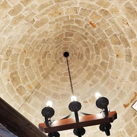 Antico Trullo Immerso Nella Campagna Alberobello Buitenkant foto