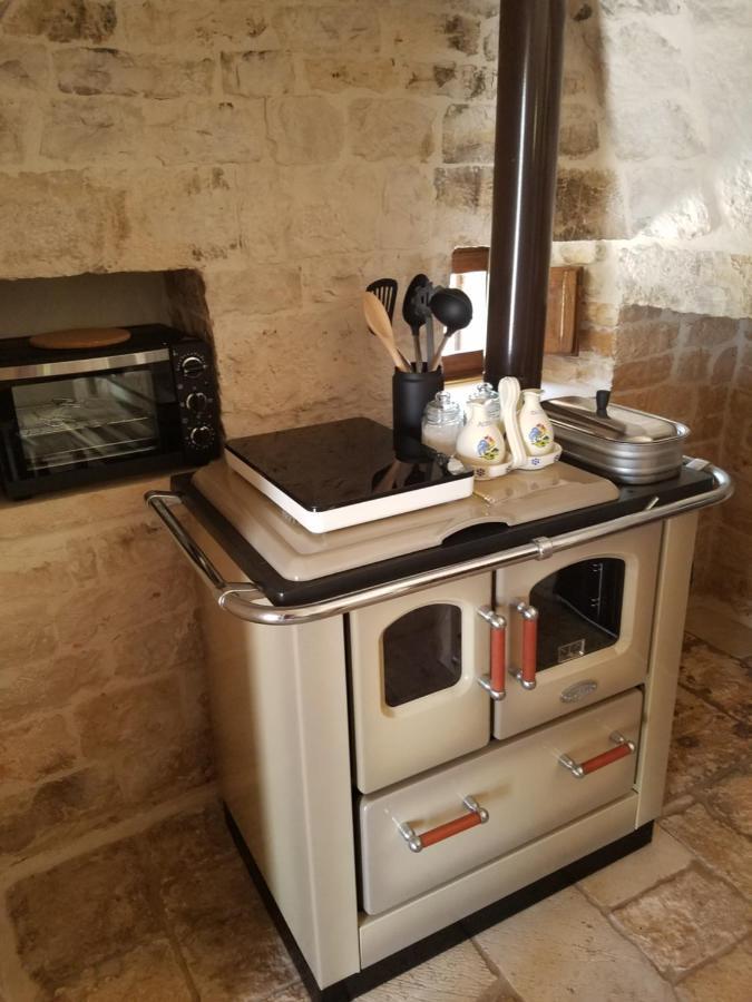 Antico Trullo Immerso Nella Campagna Alberobello Buitenkant foto