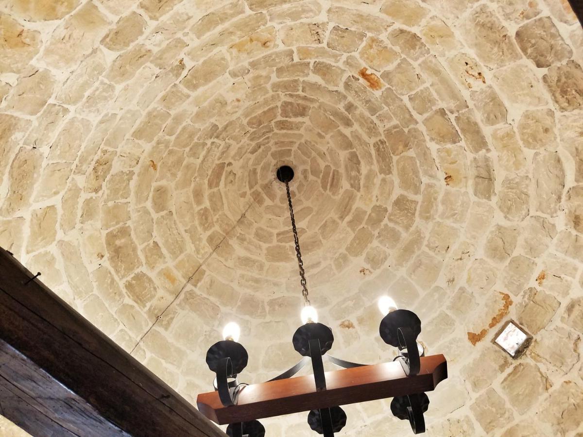 Antico Trullo Immerso Nella Campagna Alberobello Buitenkant foto