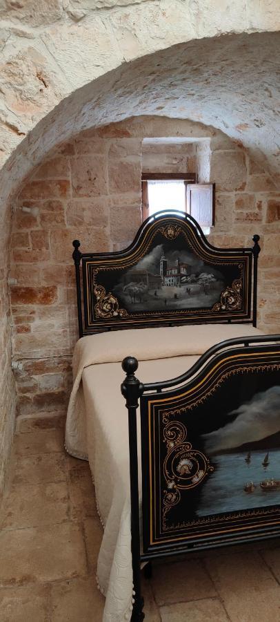 Antico Trullo Immerso Nella Campagna Alberobello Buitenkant foto